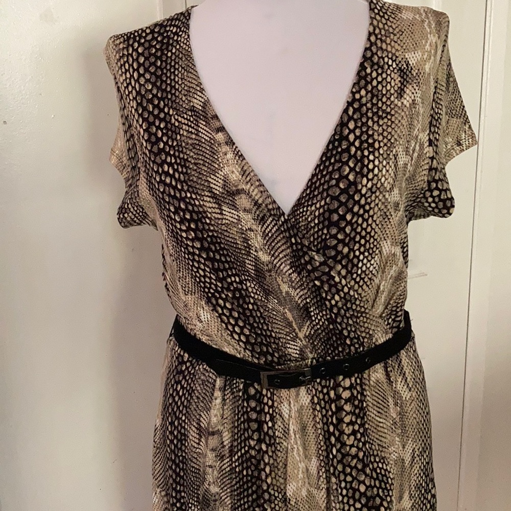 Express Snakeskin Print Dress - Picture 5 of 8